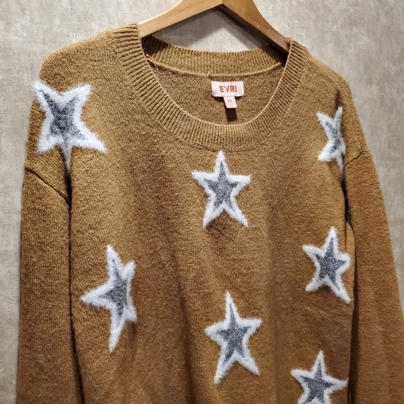 Every Metallic Star Crew Neck Sweater - Picture 4 of 7